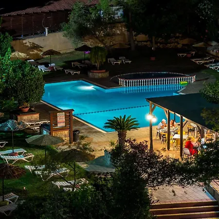 Lägenhetshotell Achousa 3*
