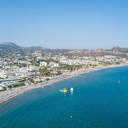 Achousa 3*
